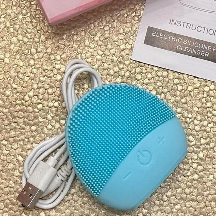 eterus Rechargeable Facial Cleansing Brush